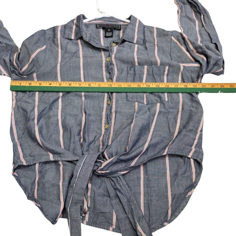 Poly & Esther Woman's Grey with Red and White Stripes Button Down Shirt size M - Picture 3 of 8